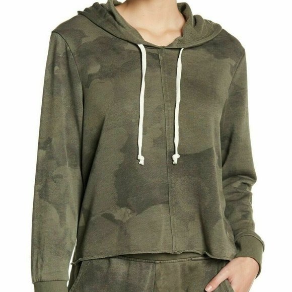 alternative apparel camo hoodie
